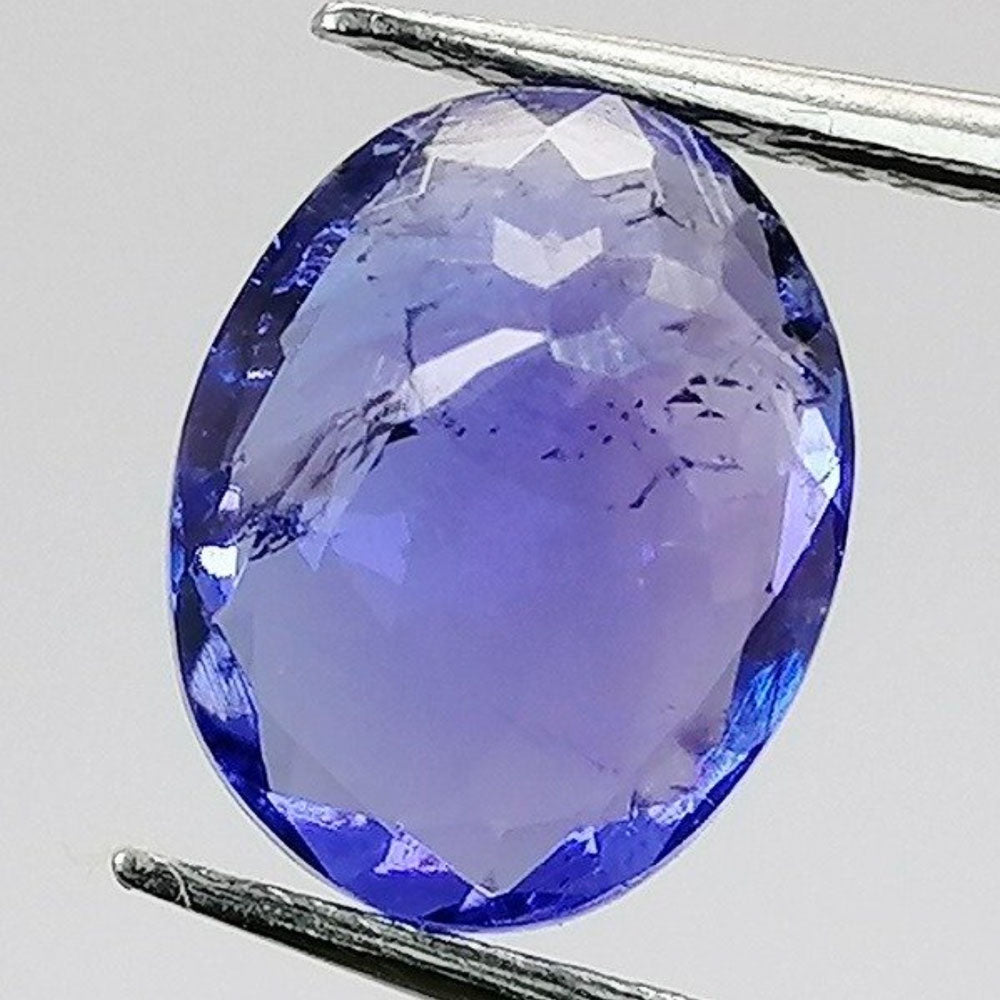 Tanzanite - 2.34 carats