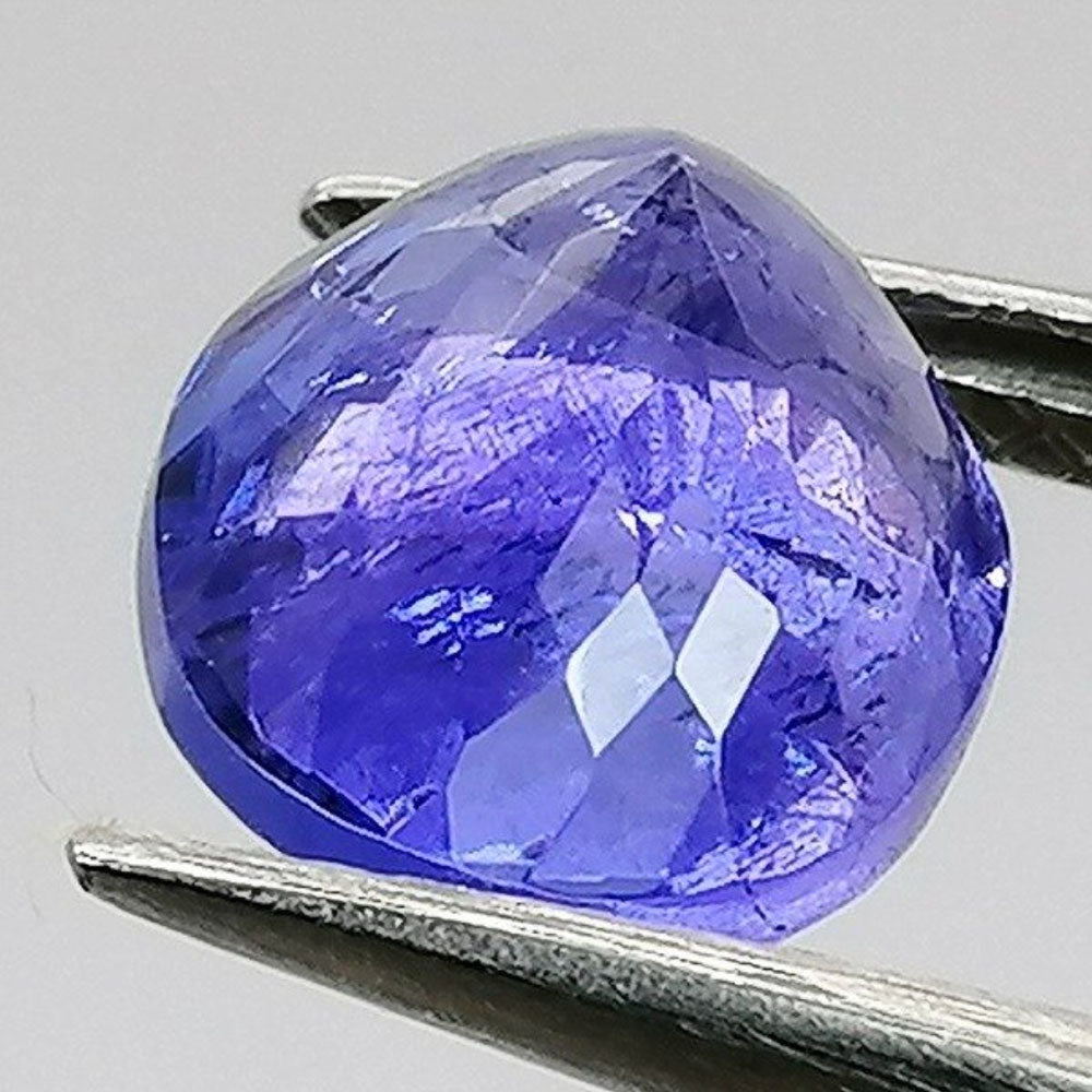 Tanzanite - 2.34 carats