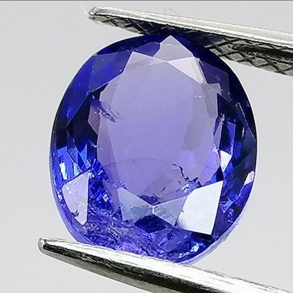 Tanzanite - 2.34 carats